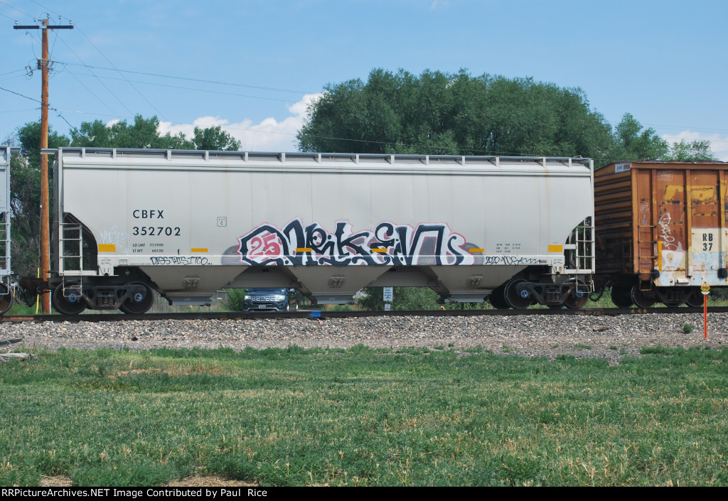 CBFX 352702